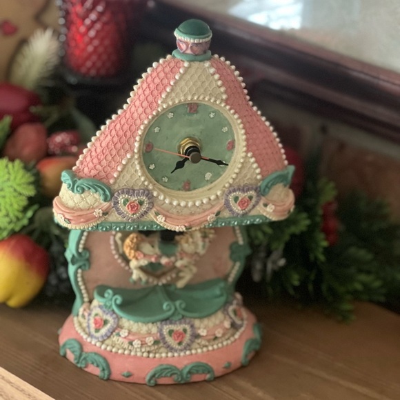 🩷 Rare Vintage Victorian Heart 
Carousel Horse - Picture 9 of 9